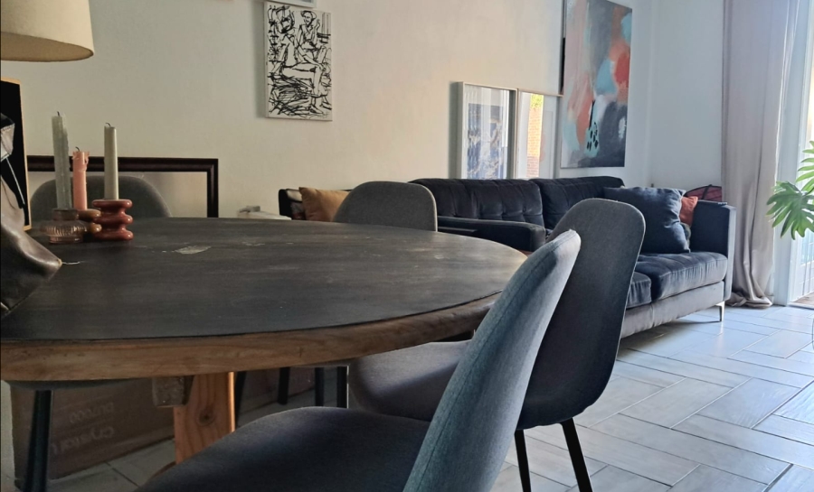 To Let 2 Bedroom Property for Rent in Woodstock Western Cape